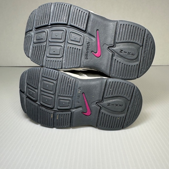 Baby Girls Nike Pillar Tech Tennis Shoes Gray Pink White Size 4 - Picture 10 of 10